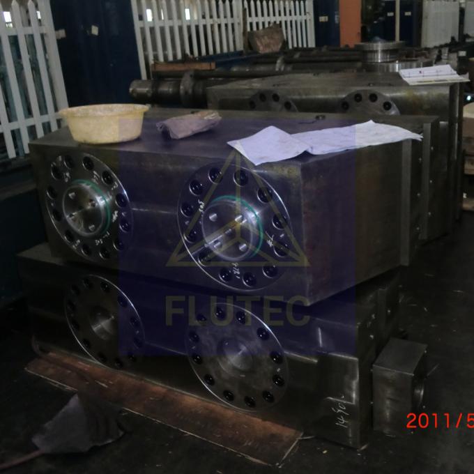 Flutec Cylinder de bloco hidráulico feito sob medida para fábrica de aço 1
